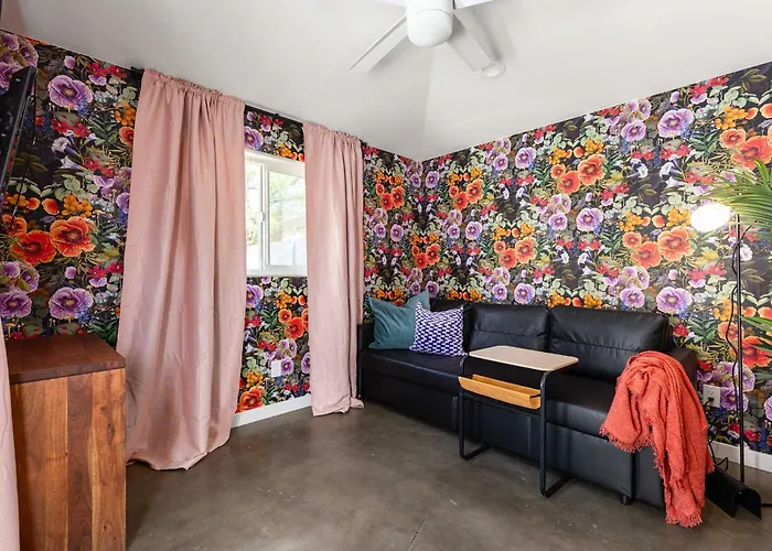 Historic Gem With Pool In The Heart Of Downtown Сasa de vacaciones Phoenix